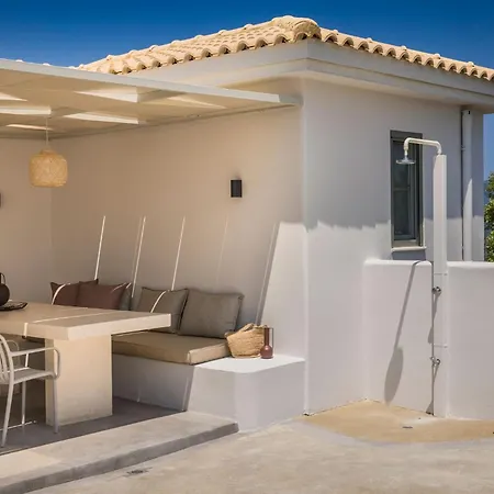 Mirto - Iris Sunset 别墅 *